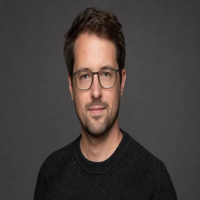 Porträt Jonas Richter, Prüf-Glossar bei hazyrecollection.com